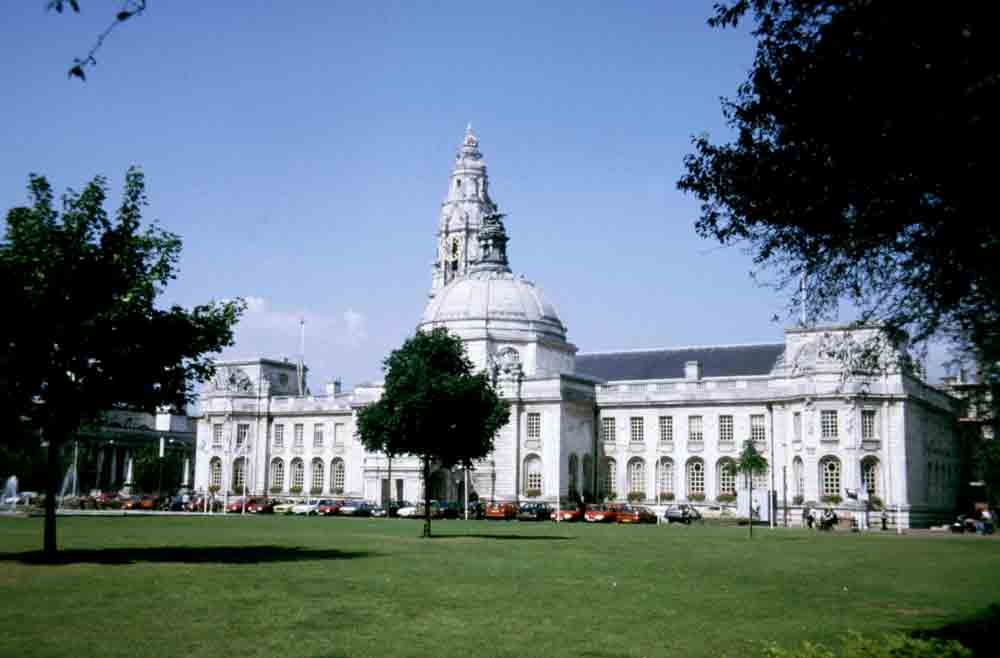 01 - Gales - Cardiff - ayuntamiento